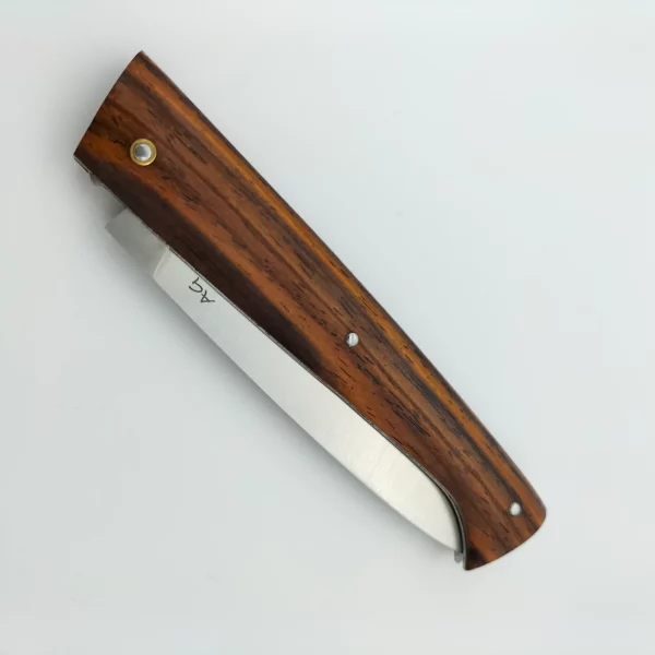 Couteau artisanal 22Lombard22 par Adrien Giovaninetti paris artisan