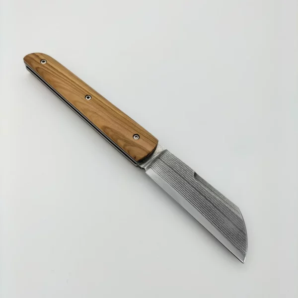 Couteau artisanal damas par les lames de K 2