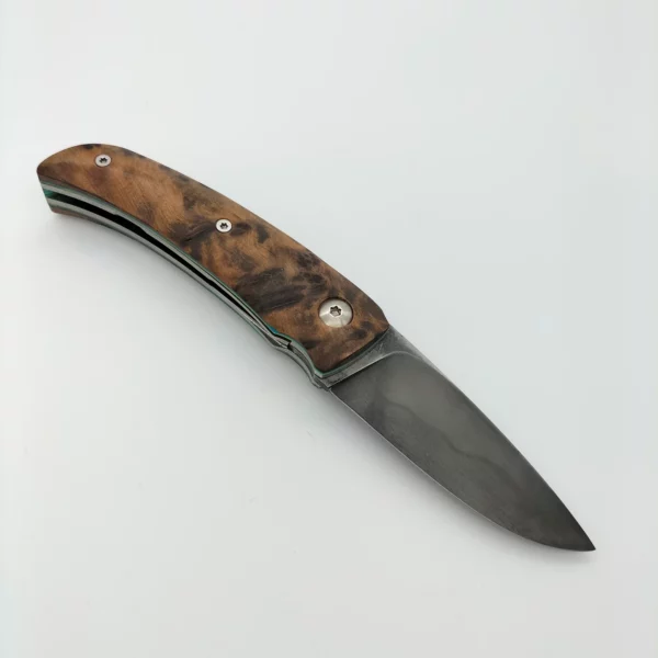 Couteau artisanal par JT Forge en Thuya 2