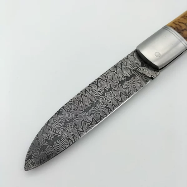 Couteau artisanal realise par Karim Valentin2