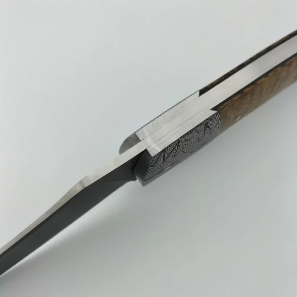 Couteau artisanal realise par Karim Valentin5