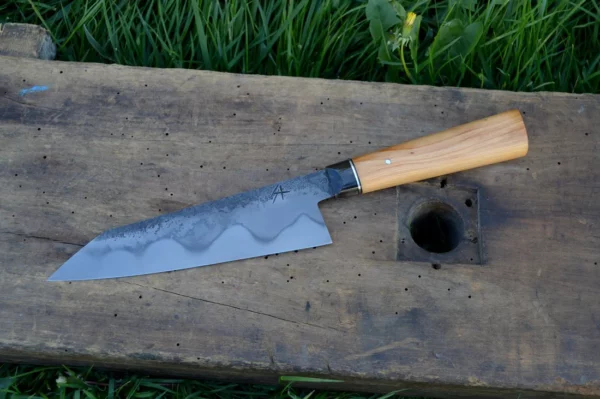 Couteau de cuisine artisanal Gyuto par Arthur Lapostat en If