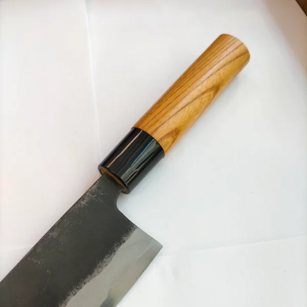 Couteau japonais artisanal Kuro Keyaki Gyuto 6