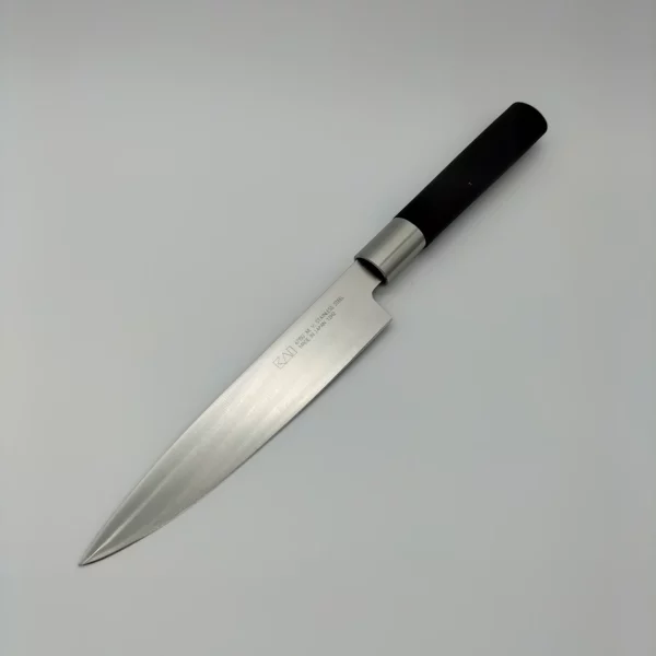 Couteau japonais utilitaire Kai Wasabi paris 2