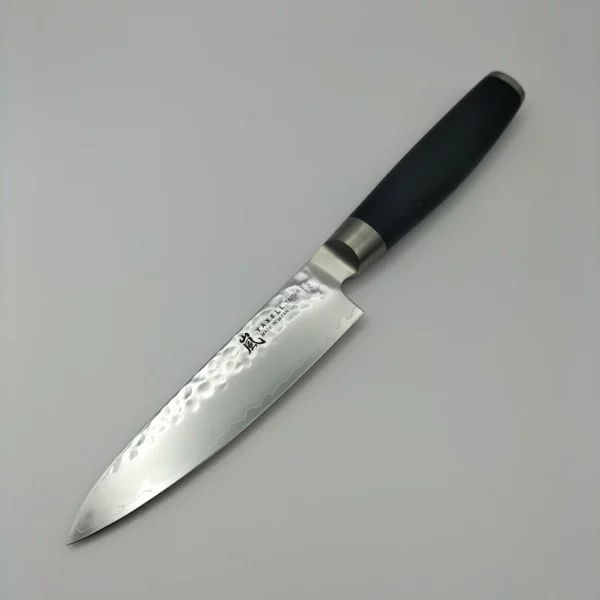 Couteau japonais utilitaire Yaxell Taishi2