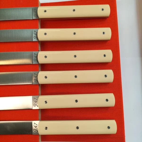 Couteaux de Table Perceval 9.47 Blanc3