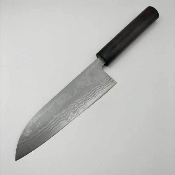 Couteau japonais artisanal Kanetsune Santoku 2