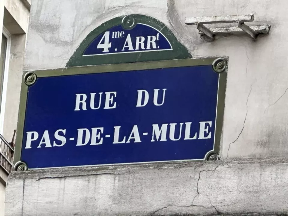 La coltelleria Le Monde du Couteau, nel Marais
