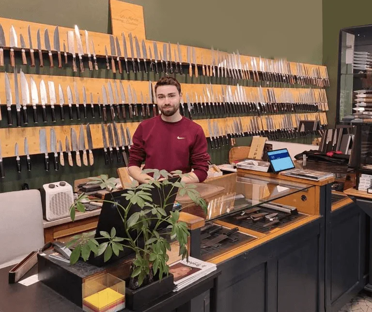 La tienda Le Monde du Couteau en el Marais