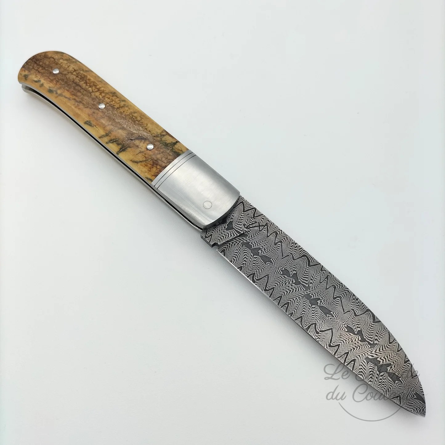 Coltello artigianale realizzato da Karim Valentin4