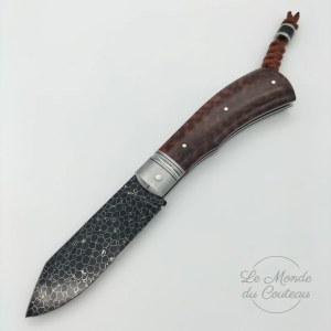 Handcrafted Damascus knife made by Olivier Ouertal in amourette