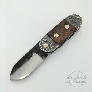 Handcrafted Bouledogue knife made by Frédéric Marchand scaled