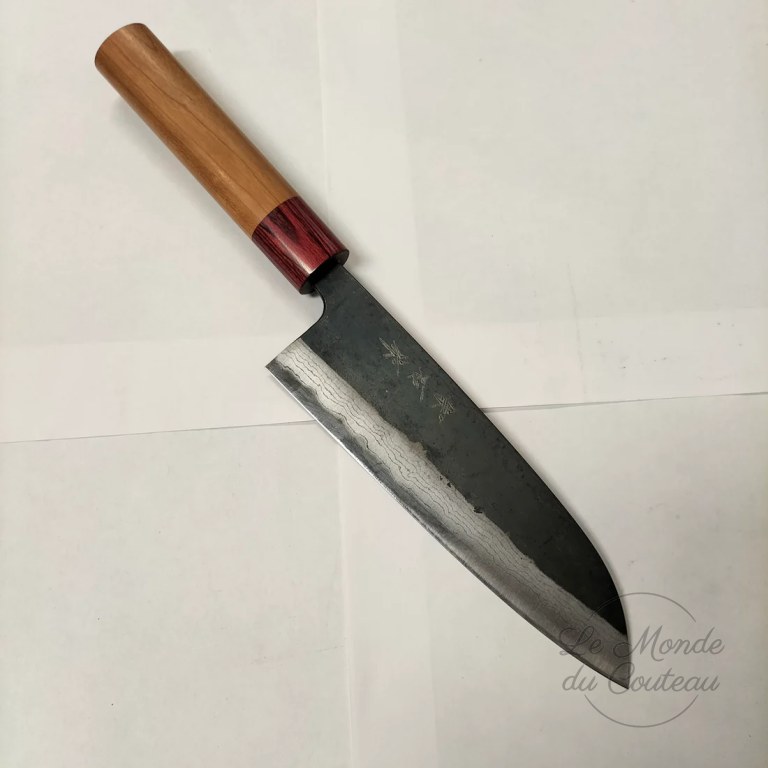Handgefertigtes japanisches Messer Santoku von Muneishi