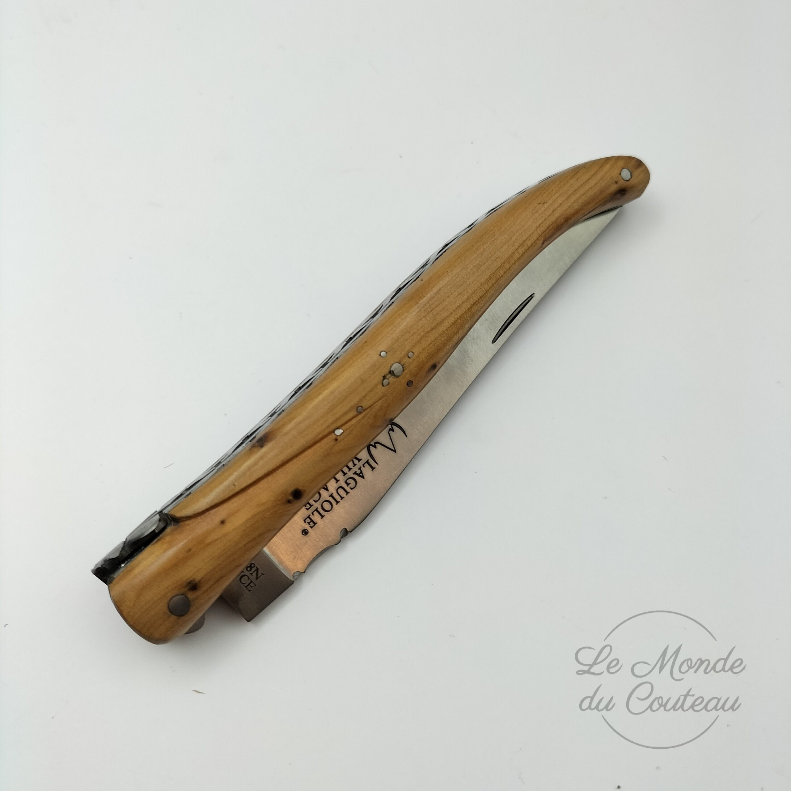 Laguiole Village 12 cm Folding Knife, Double Liners, Full Juniper Handle3