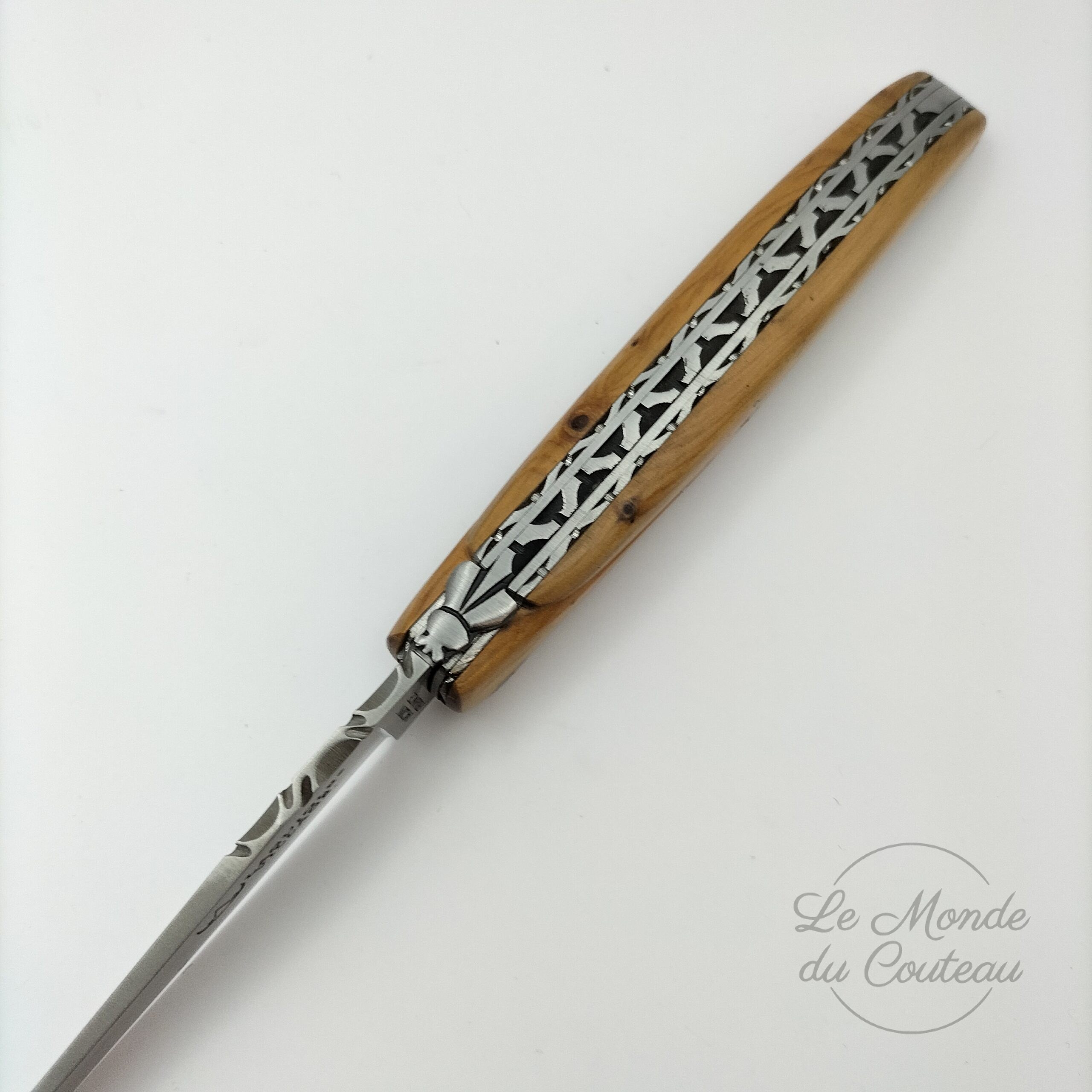 Laguiole Village 12 cm Folding Knife, Double Liners, Full Juniper Handle2