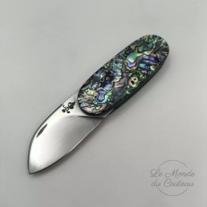 Handcrafted Bouledogue Knife by DG Coutellerie in abalone