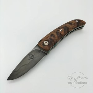 Handgefertigtes Messer von JT Forge aus Thuya