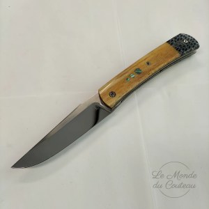 Handcrafted Alba knife made by Yorick Stoupy